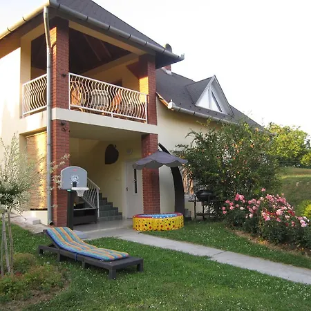 Rozsadomb Apartman Zalakaros Exterior foto