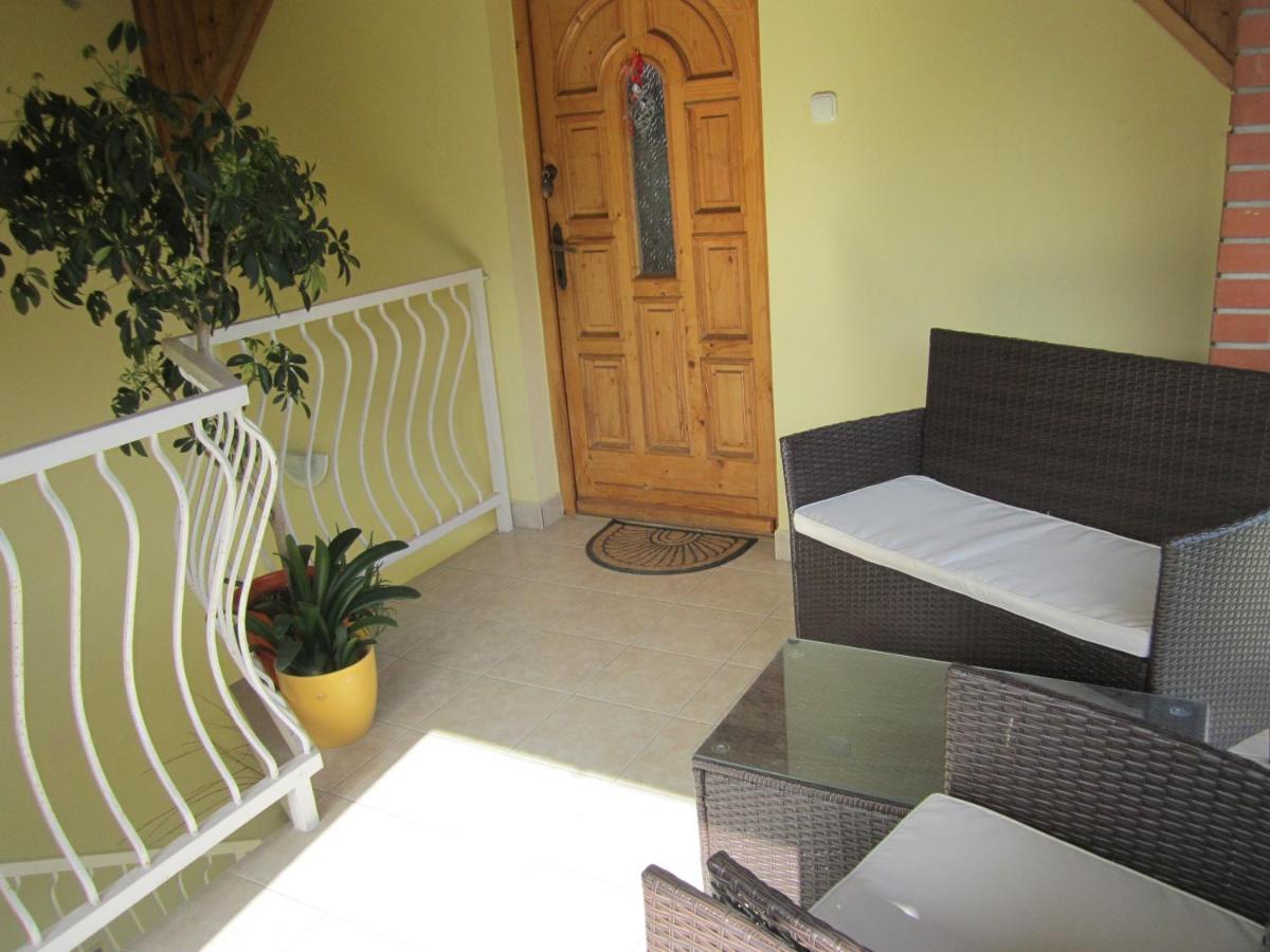 Apartament Rozsadomb *