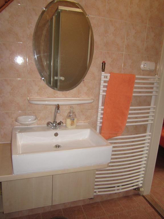 Apartment Rozsadomb *