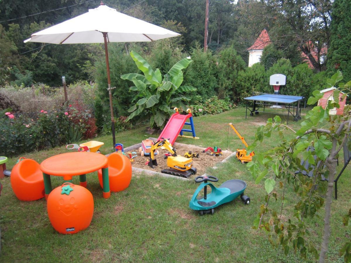 Rozsadomb Apartament